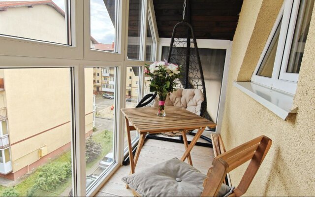 Buking39 Dvukhkomnatnaya Na Primorskoy Flat