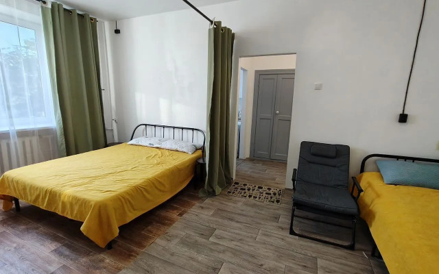 Na Ulitse Ilyichyova 8 Flat