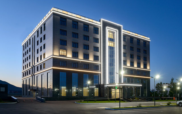 Kyzyl Grand Hotel and SPA