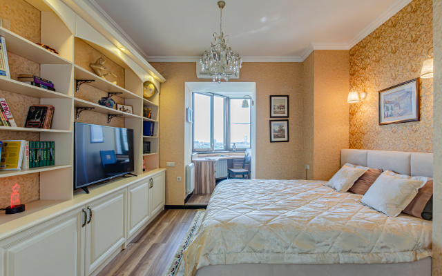 Rustic Luxe in Heart of Kazan Flat