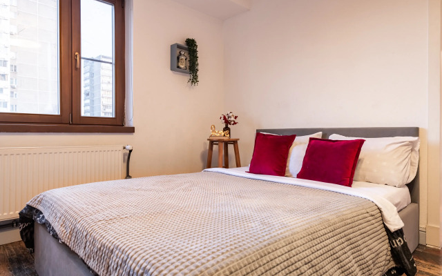 Dvukhkomnatnye Apartamenty Natali U Metro Sevastopolskaya Apartments
