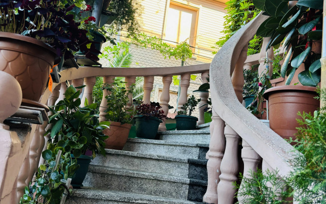 Nanas Guest house