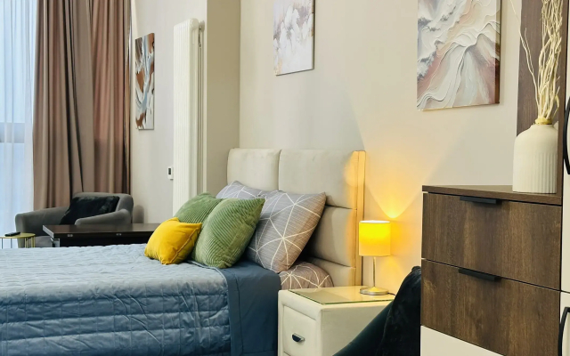 Studiya Lyuks Na 14 Etazhe S Vidom V Zhk Aloye Pole Flat - Apartment in تشيليابنسك - Photo 4