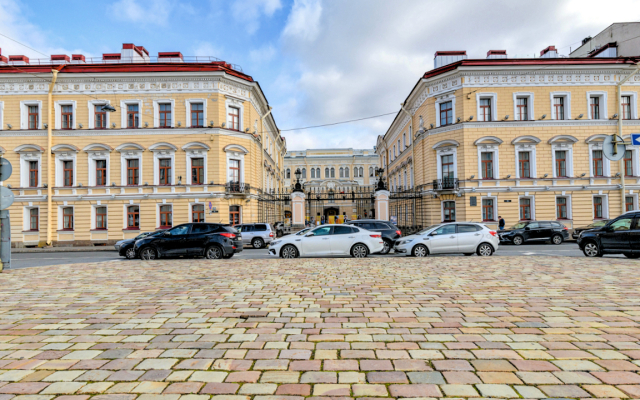 U Dvortsovoj Ploschadi Apartments