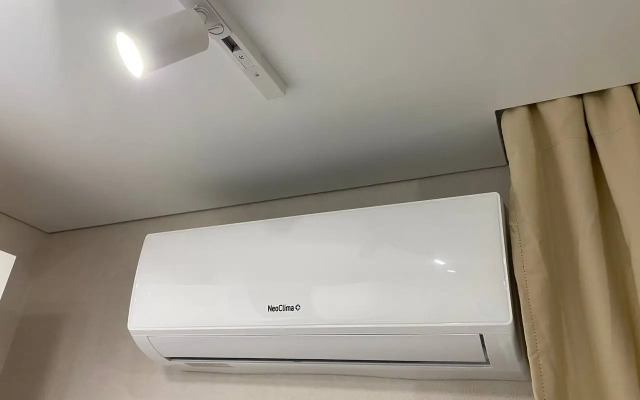 Vidovaya Studiya 25 Kv.m. 10/10 S Dizaynerskim Remontom Flat