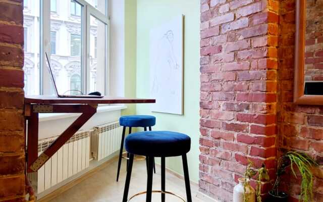 Апартаменты на Большом 13 Эркер