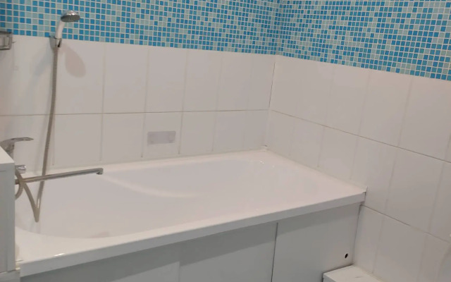Na Atamanskaya 60A Flat