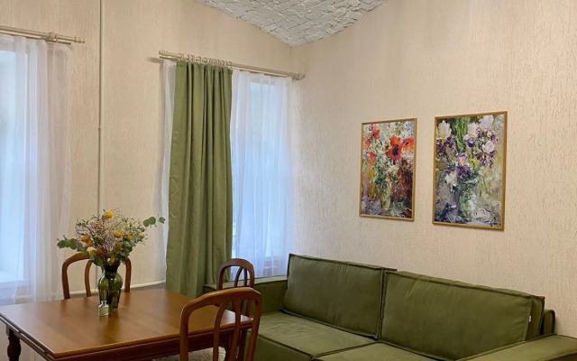 Квартира 1-комнатная квартира рядом с Невским проспектом