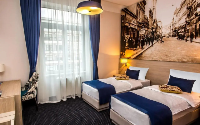 Five Points Square - City Center Guest house