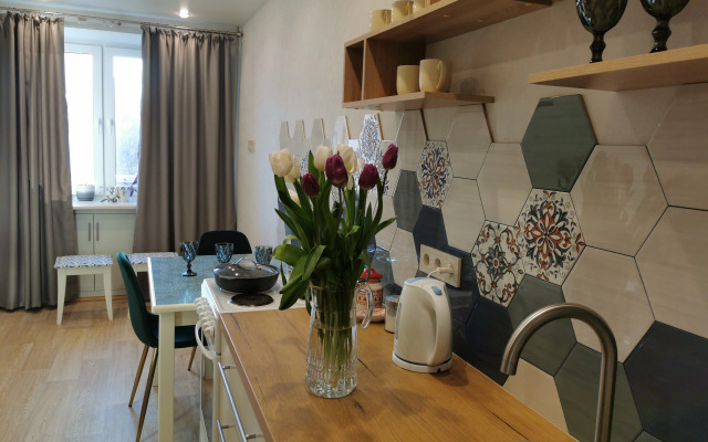 V Tsentre S Konditsionerom I Pianino Flat