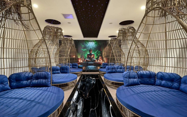 Апартаменты 1+1 Qoople Legend A12 в 100 м от моря