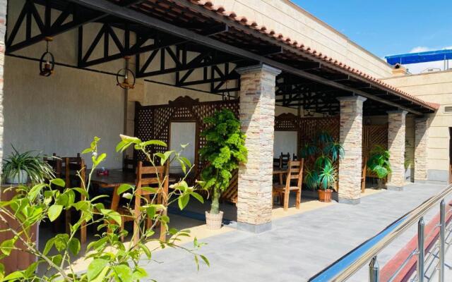 Hotel Grand Hills