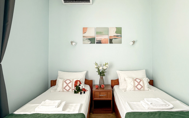 Persikovy Zamok Private House