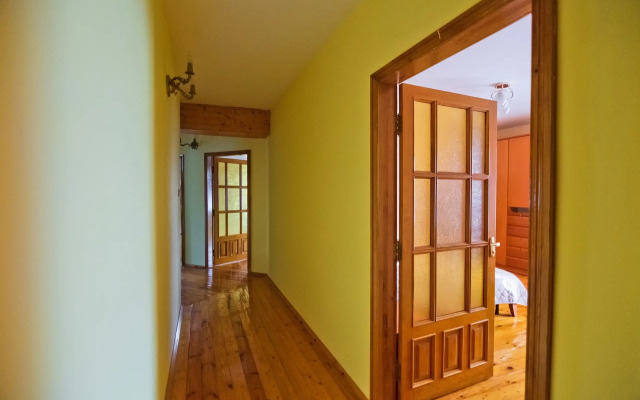 Bolshoy Kottedzh Dlya Vashikh Meropriyatiy Private House