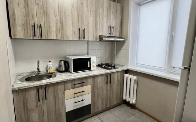 Alikhanova 38 Komfortno I Udobno Flat