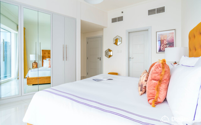 Dream Inn Damac Heights Apartments