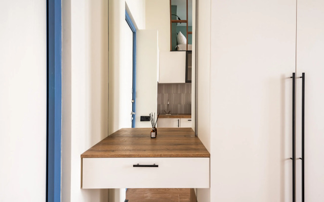 Lesenk v oblaka 41 etazh Flat