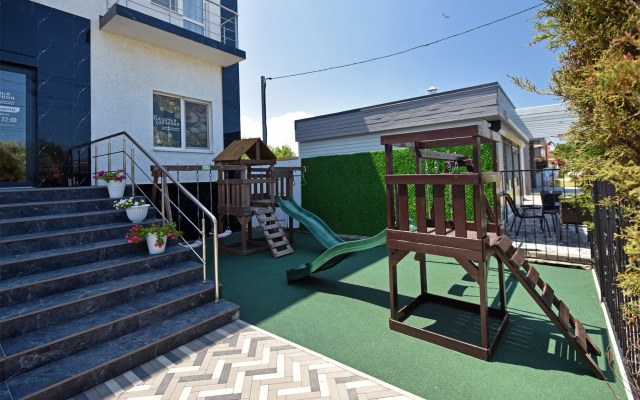 Goldleo Hotel
