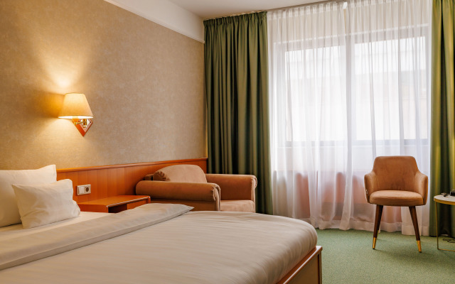 Atrium Palace Hotel