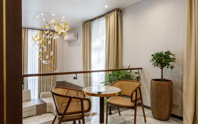Oksana Hotel
