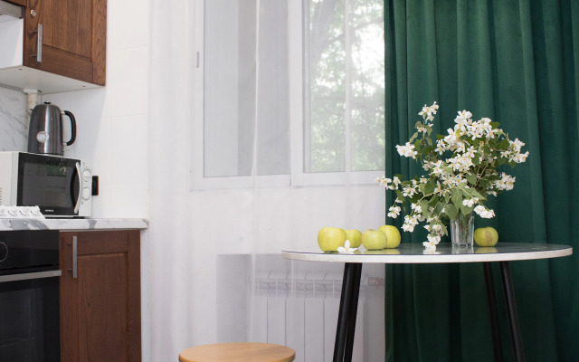 Dizaynerskaya Na Lenina 85b Flat