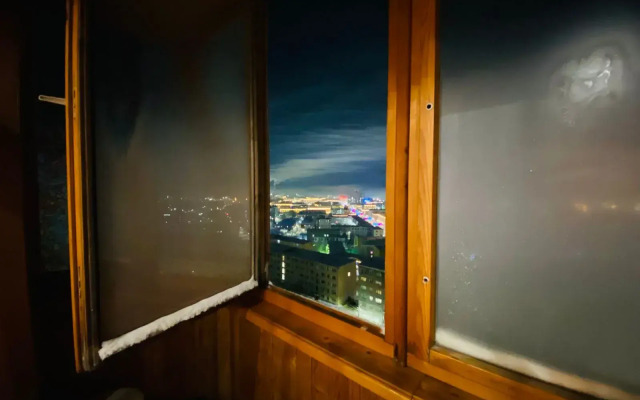 Апартаменты с 1 комнатой с красивым видом на Мурманск (КВАРТИРА51)