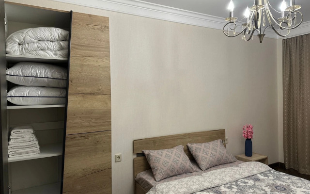 Апартаменты на ул. Гапцахская 8