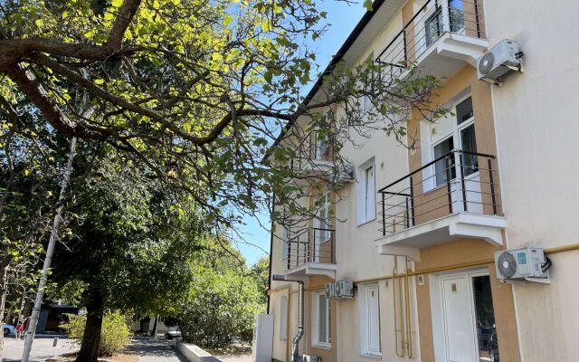 Апартаменты 070 Мира, 3