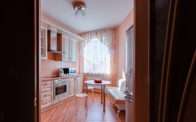 Comfort Apartment On Budapeshtskaya 7