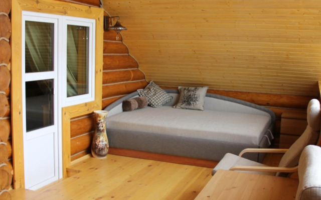 Частный дом коттедж с пятью комфортабельными спальнями