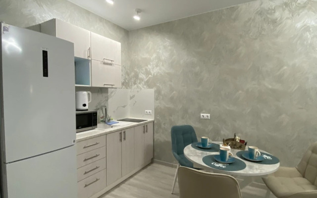1-Komnatnaya S Otlichnym Remontom Flat