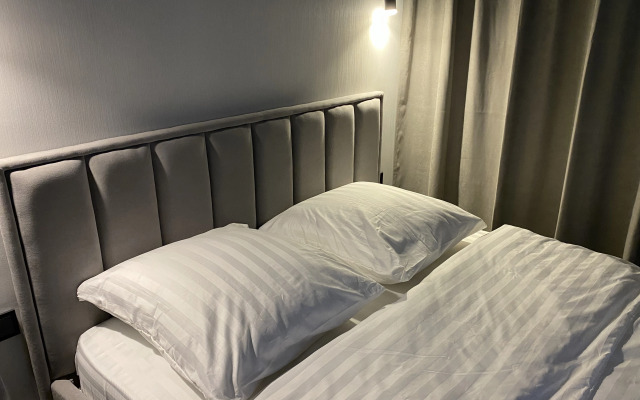 Aura Apartments