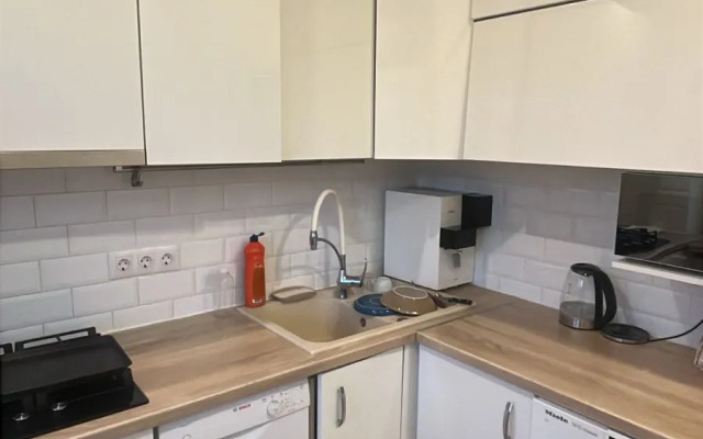 Квартира 4.16 Konstitucii