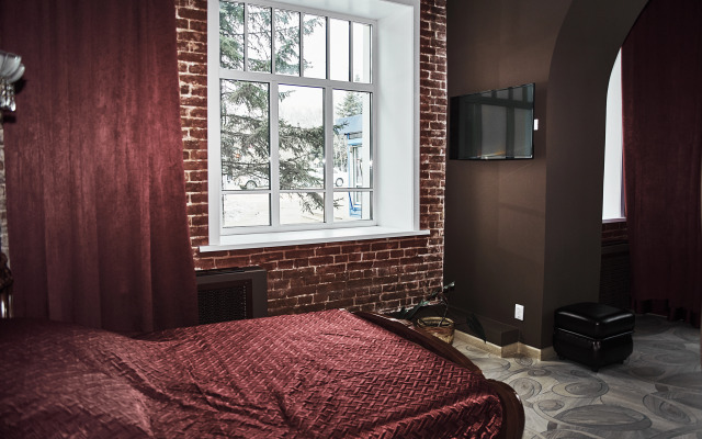 Отель Империал