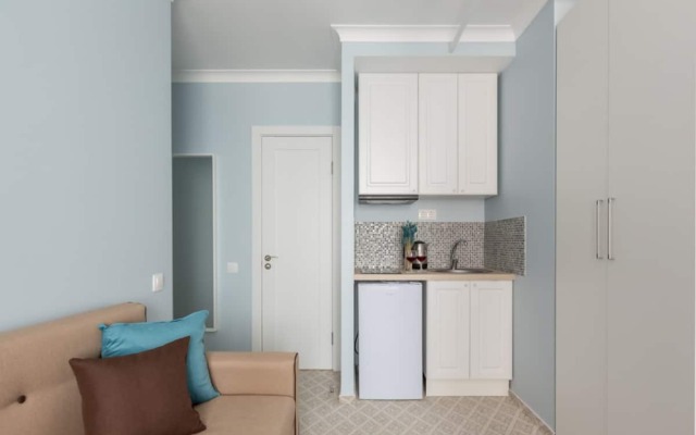 Apartment with Jacuzzi Lazurnaya