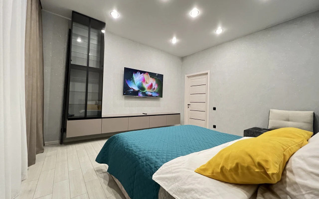 Na Ulitse 2-Ya Posadskaya 14 Flat