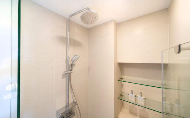Charming 2bd in Laguna SkyPark Apartment