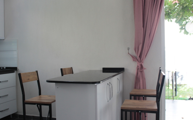 Aloanda House