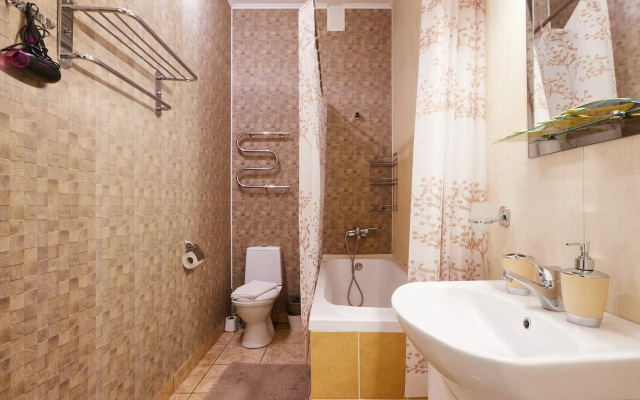 U Semi Mostov Hotel