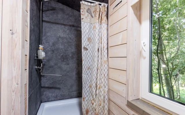 Частный дом с 2-мя спальнями и кухней-гостиной