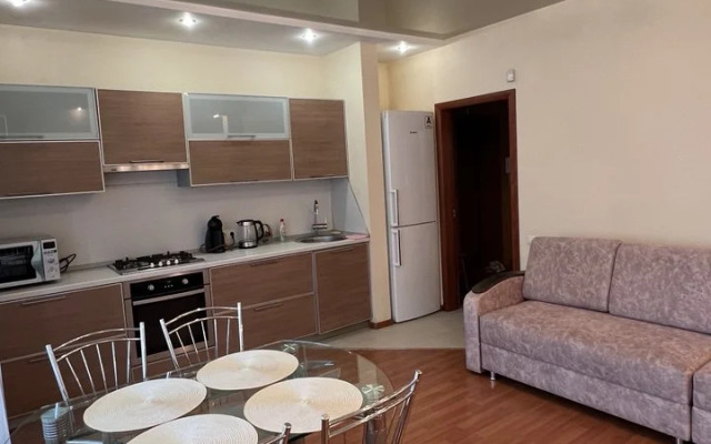Uyutnaya kvartira na Soyuznom prospekte Flat