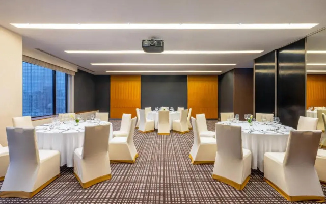 Crowne Plaza Bangkok Lumpini Park by IHG