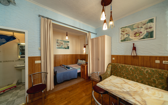 Dvorik U Prichala Guest House