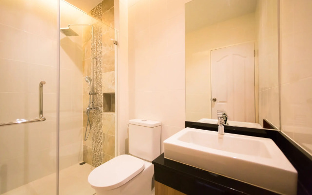 Suite Viacha Rawai Lago by TropicLook Naiharn 2 Bedroom Apartments