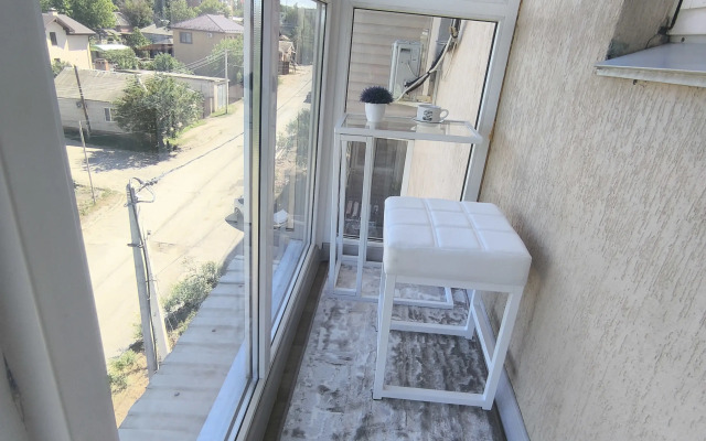Uyutnaya odnokomnatnaya kvartira v spalnom rayone Flat