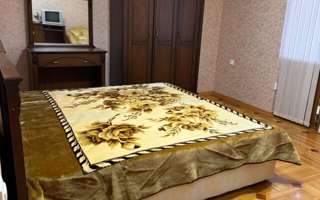 U Morya Apartments