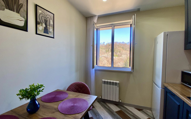 Prostornaya Kvartira S Vidom Na More Flat