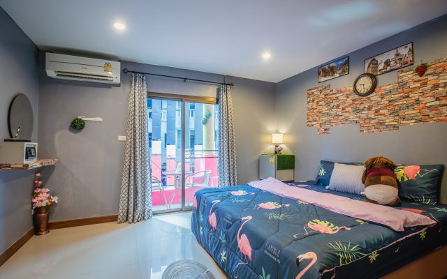 Menulis Coolly House Patong Guest House