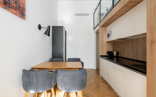 Apartment F12