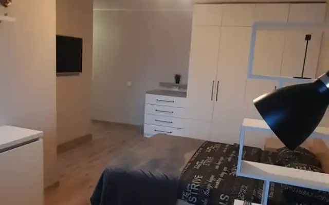 V Samom Tsentre Bresta Flat